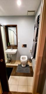 Luxury Belfast City Centre Apartment with Views - 4