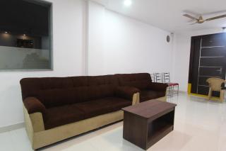 Hotel O V R Residency Near Sri Amruth Chithra Mandira - 8
