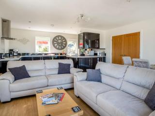 3 Bed in Shanklin oc-ic180 - 6
