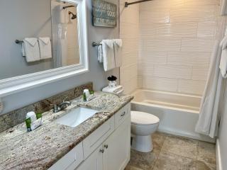 Beachgate Condo Suites and Hotel 237 and 239 condo - 6