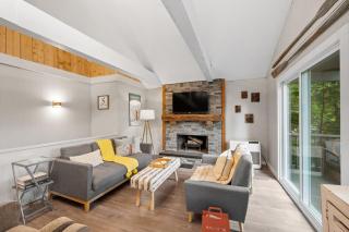 TreeTop House- A Hillside 3Bed Retreat -Chalk Pond - 9
