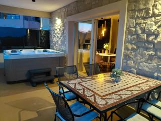TEONA Luxury Apartment with jacuzzi and terrace sea view, first floor - 5