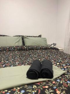 Beautiful house 4 bedroom 2 Bathroom, Free Parking - 8