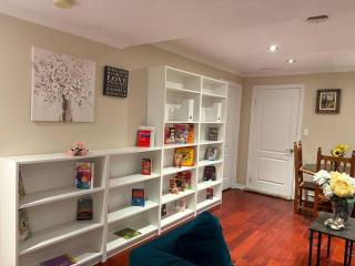 Beautiful house 4 bedroom 2 Bathroom, Free Parking - 6