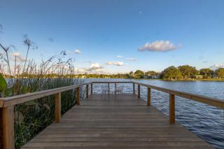 Stunning Lakefront Villa - Deck, Pool, Kayak, PaddleBs - 2