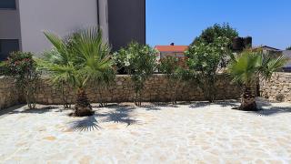 Sunny Mandre with terrace, 2 bedrooms, near beach - 8