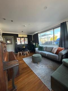 Home on Hereford - 2