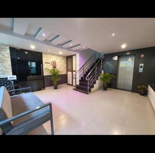 Hotel Daksh - 4