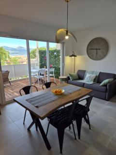 Superbe T2 climatisé avec terrasse vue mer & citadelle - 3