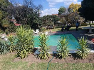 Fourways Guesthouse - 2