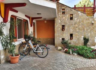 Danubia Apartman - 9
