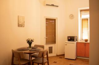 Central Apartment Chortkiv - 4