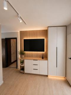 EL Apartments - 8