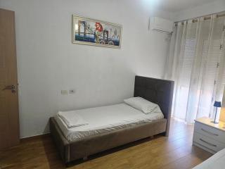Bral Plepa - Two-Bedroom Apartment Beachfront - 5