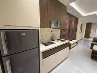 003 JRE apartment with stunning boulevard veiw - 9