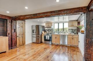 90-Acre Gem w/ Custom Pool & 2 Ponds in Jefferson - 7