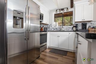 673 Killmon Road: So-Close Chalet - 3