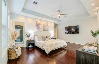 Upscale Home with Patio & Pool Table - Walk to Everything - 6