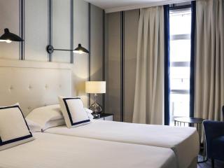 Hotel Mercure Jardines de Albia - 1
