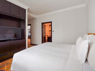 Pullman Kuala Lumpur City Centre Hotel & Residences - 4