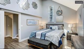 Water front view town house. 5 minutes from beach! - 1