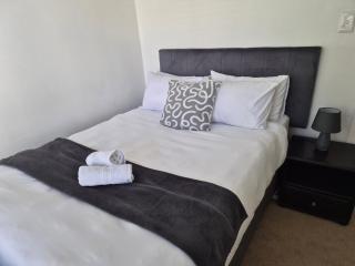 Elegant Bliss -2 bedroomed at Dainfern, in Fourways, Sandton - 1