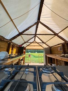 Hinton land glampsite - 5