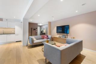 Stryn Apartments - City Center - Modern Suites - 0