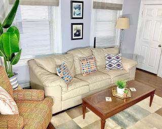 5 Bedroom House in Tremont, near downtown, and Ohio City Whole - 1