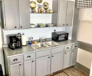 5 Bedroom House in Tremont, near downtown, and Ohio City Whole - 2