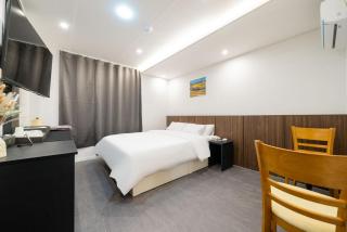 Hotel Barley Field Seoknam - 3