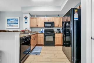 Sunrise Beach #1203 by Emerald Coast Retreats - 9