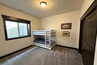 Blanchard Bliss - 9