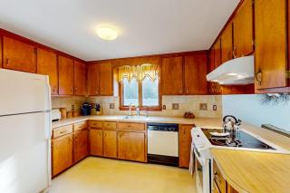 Centerville Hideaway - 1