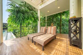 A Cliff Residence - Large Pool Hudeaway with Oitdoor Lounge&Workspace - 1
