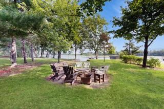 The Lake House - 8