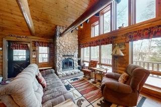 Annabelle Log Home - 7