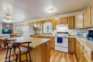 Rustic Woodland Retreat- Unit B - 4