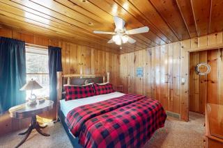 Chickadee Cabin - 1