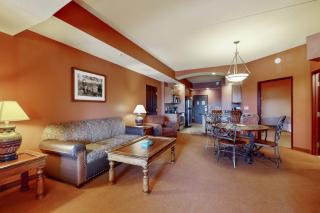 Chula Vista Condo 2444/2446 Full property - 8