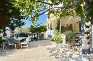Apartments with parking space Starigrad - Paklenica - 18830 - 4
