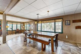 Roost Manor - 2
