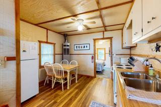 Catfish Cottage B - 1