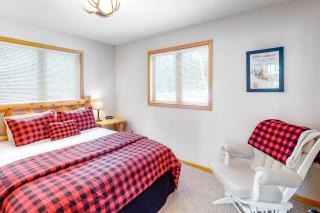 Sandy Cove - 1