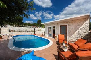 Holiday house with a swimming pool Krusevo, Novigrad - 26005 - 1