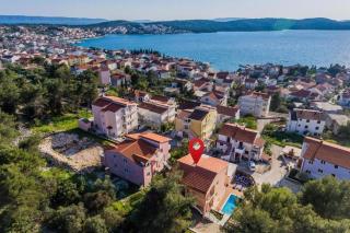 Family friendly house with a swimming pool Okrug Gornji - Ciovo - 26023 - 0