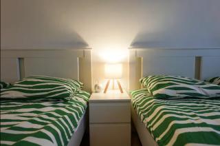 Central Bright Apartment - 15 min to Center - 0