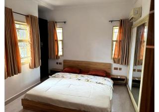 Elegant Stay with Smart TV - 6
