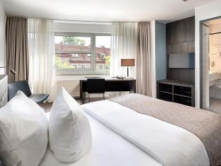 Victor's Residenz-Hotel Berlin Tegel - 8