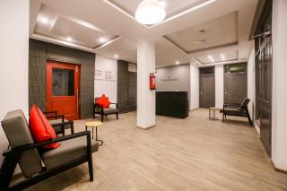 OYO 76804 OYO Townhouse 330 - 0